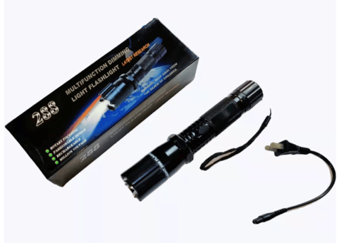 Lanternă LED Reîncărcabilă cu Laser, Model Nou